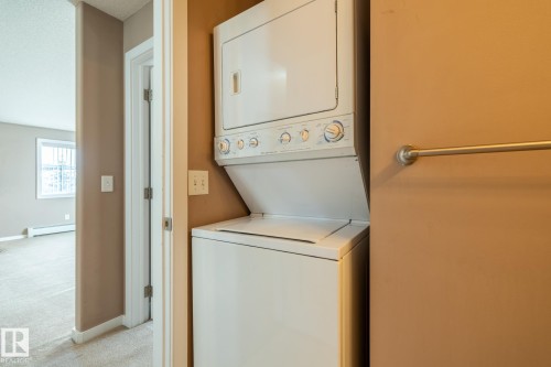 317 240 Spruce Ridge Road, Spruce Grove, AB - Indoor Photo Showing Laundry Room