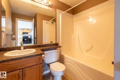 317 240 Spruce Ridge Road, Spruce Grove, AB - Indoor Photo Showing Bathroom