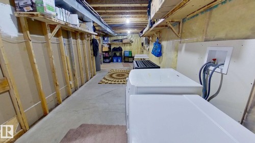 5322 55 Avenue, Bashaw, AB - Indoor