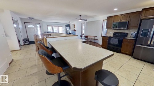5322 55 Avenue, Bashaw, AB - Indoor Photo Showing Kitchen