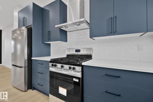 12717 114 Street, Edmonton, AB - Indoor Photo Showing Kitchen