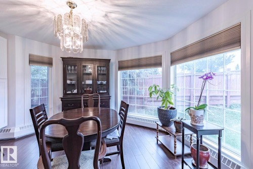516 3 Perron Street, St. Albert, AB - Indoor Photo Showing Dining Room