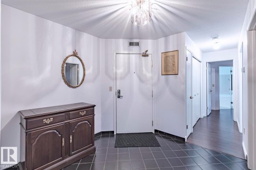 516 3 Perron Street, St. Albert, AB - Indoor Photo Showing Other Room