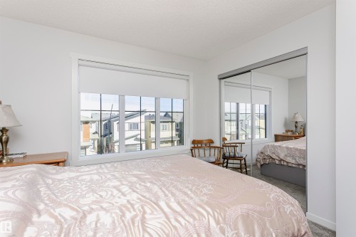 19627 28 Avenue, Edmonton, AB - Indoor Photo Showing Bedroom