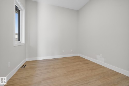 181 Edgewater Circle, Leduc, AB - Indoor Photo Showing Other Room