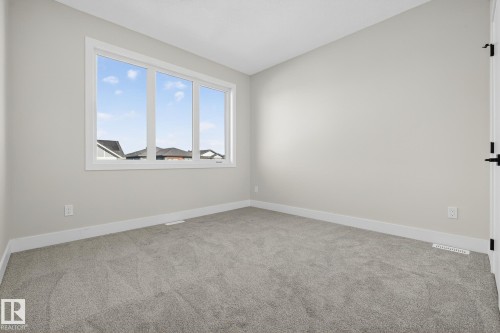 181 Edgewater Circle, Leduc, AB - Indoor Photo Showing Other Room