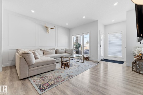 9843 153 Street, Edmonton, AB - Indoor Photo Showing Living Room