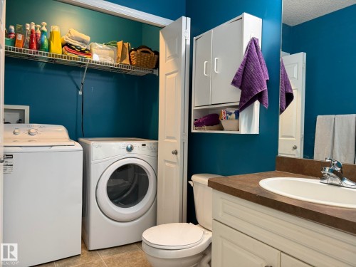 735 Kananaskis Drive, Devon, AB - Indoor Photo Showing Laundry Room