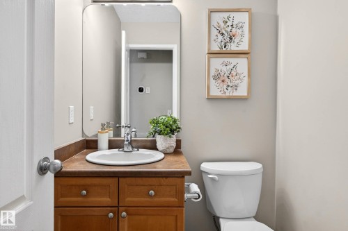 4214 156A Avenue, Edmonton, AB - Indoor Photo Showing Bathroom