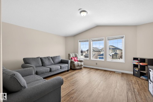 4214 156A Avenue, Edmonton, AB - Indoor Photo Showing Living Room
