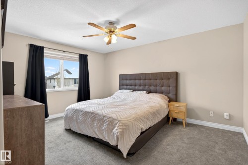 4214 156A Avenue, Edmonton, AB - Indoor Photo Showing Bedroom