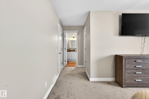 4214 156A Avenue, Edmonton, AB - Indoor Photo Showing Other Room
