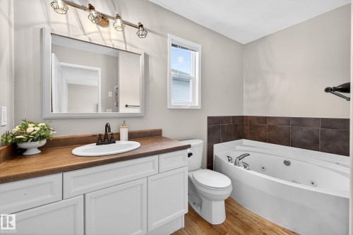 4214 156A Avenue, Edmonton, AB - Indoor Photo Showing Bathroom