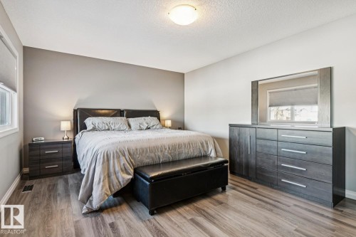 3673 Atkinson Loop, Edmonton, AB - Indoor Photo Showing Bedroom