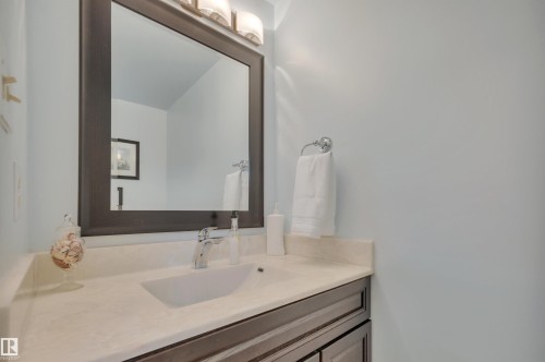 Bathroom with vanity - 7075 32 Avenue, Edmonton, AB - Indoor Photo Showing Bathroom