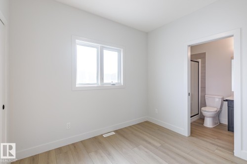 13113 212A Street, Edmonton, AB - Indoor