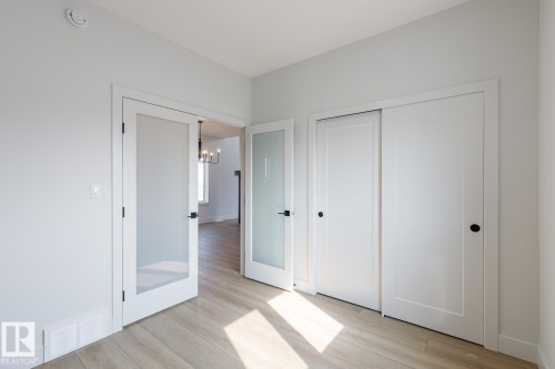 13113 212A Street, Edmonton, AB - Indoor Photo Showing Other Room