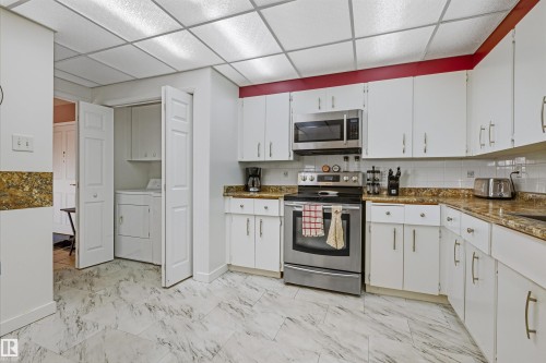 409 14810 51 Avenue, Edmonton, AB - Indoor Photo Showing Kitchen