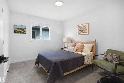 3327 Chernowsi Way, Edmonton, AB - Indoor Photo Showing Bedroom
