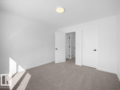 3327 Chernowsi Way, Edmonton, AB - Indoor Photo Showing Other Room
