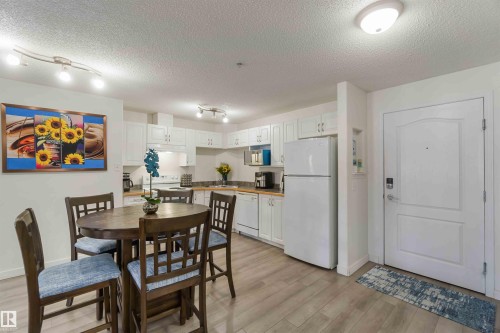 324 5350 199 Street, Edmonton, AB - Indoor Photo Showing Dining Room