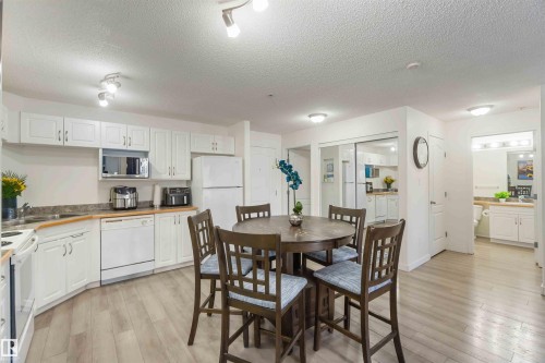 324 5350 199 Street, Edmonton, AB - Indoor