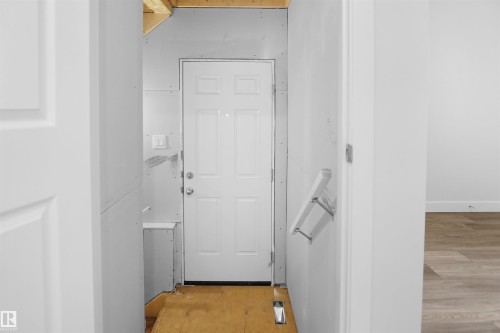 7239 182 Avenue, Edmonton, AB - Indoor Photo Showing Other Room