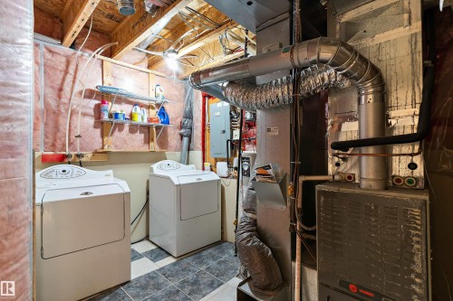 168 Keystone Crescent, Leduc, AB - Indoor Photo Showing Laundry Room