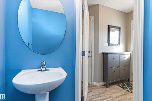 168 Keystone Crescent, Leduc, AB - Indoor Photo Showing Bathroom