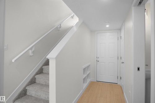 5131 River'S Edge Way, Edmonton, AB - Indoor Photo Showing Other Room