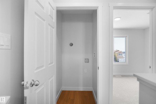 5129 River'S Edge Way, Edmonton, AB - Indoor Photo Showing Other Room