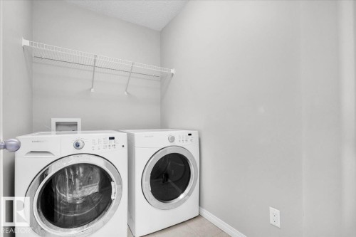 745 Eagleson Crescent, Edmonton, AB - Indoor Photo Showing Laundry Room