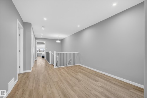 2382 Kelly Circle, Edmonton, AB - Indoor Photo Showing Other Room