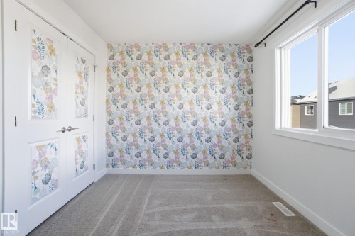 19732 28 Avenue, Edmonton, AB - Indoor Photo Showing Other Room