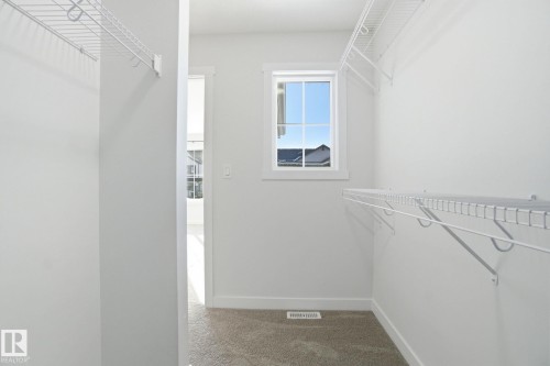 19732 28 Avenue, Edmonton, AB - Indoor With Storage