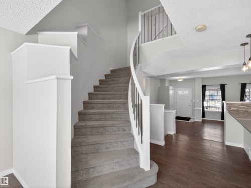 1267 Chappelle Boulevard, Edmonton, AB - Indoor Photo Showing Other Room