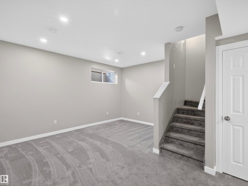 1267 Chappelle Boulevard, Edmonton, AB - Indoor