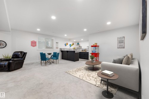 4683 Chegwin Wynd, Edmonton, AB - Indoor