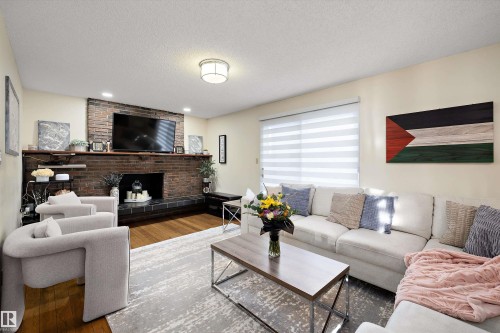 9804 156 Avenue, Edmonton, AB - Indoor Photo Showing Living Room With Fireplace
