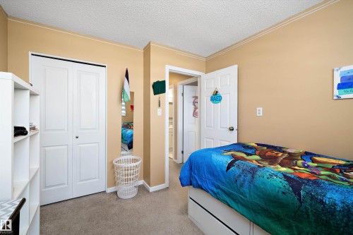 9804 156 Avenue, Edmonton, AB - Indoor Photo Showing Bedroom