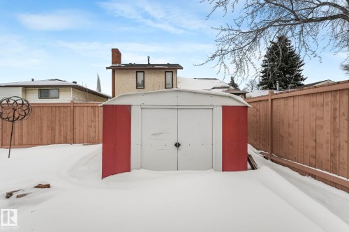 View of shed featuring a fenced backyard - 15909 112 B Street Nw, Edmonton, AB - Outdoor