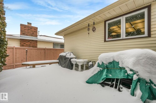 Exterior space featuring grilling area and a deck - 15909 112 B Street Nw, Edmonton, AB - Outdoor With Exterior