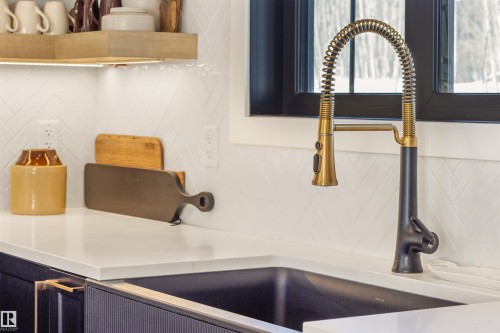 49213 Range Road 82, Rural Brazeau County, AB - Indoor Photo Showing Kitchen