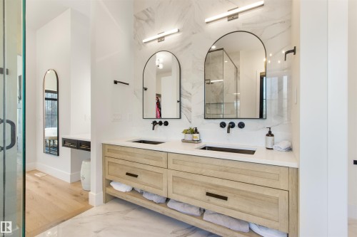 49213 Range Road 82, Rural Brazeau County, AB - Indoor