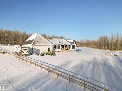 49213 Range Road 82, Rural Brazeau County, AB - Outdoor