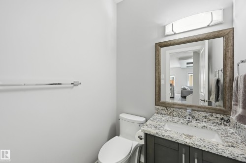 16813 65 Street, Edmonton, AB - Indoor Photo Showing Bathroom