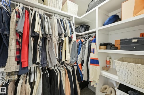 16813 65 Street, Edmonton, AB - Indoor With Storage