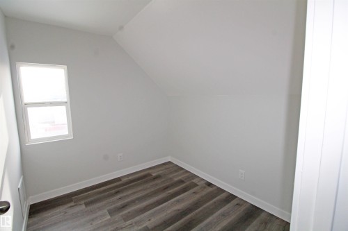 4729 49 Avenue, Wetaskiwin, AB - Indoor Photo Showing Other Room