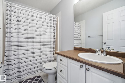 5302 57 Avenue, Stony Plain, AB - Indoor Photo Showing Bathroom