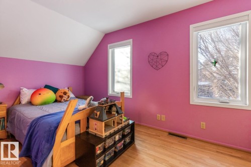 9319 95 Street, Edmonton, AB - Indoor Photo Showing Bedroom